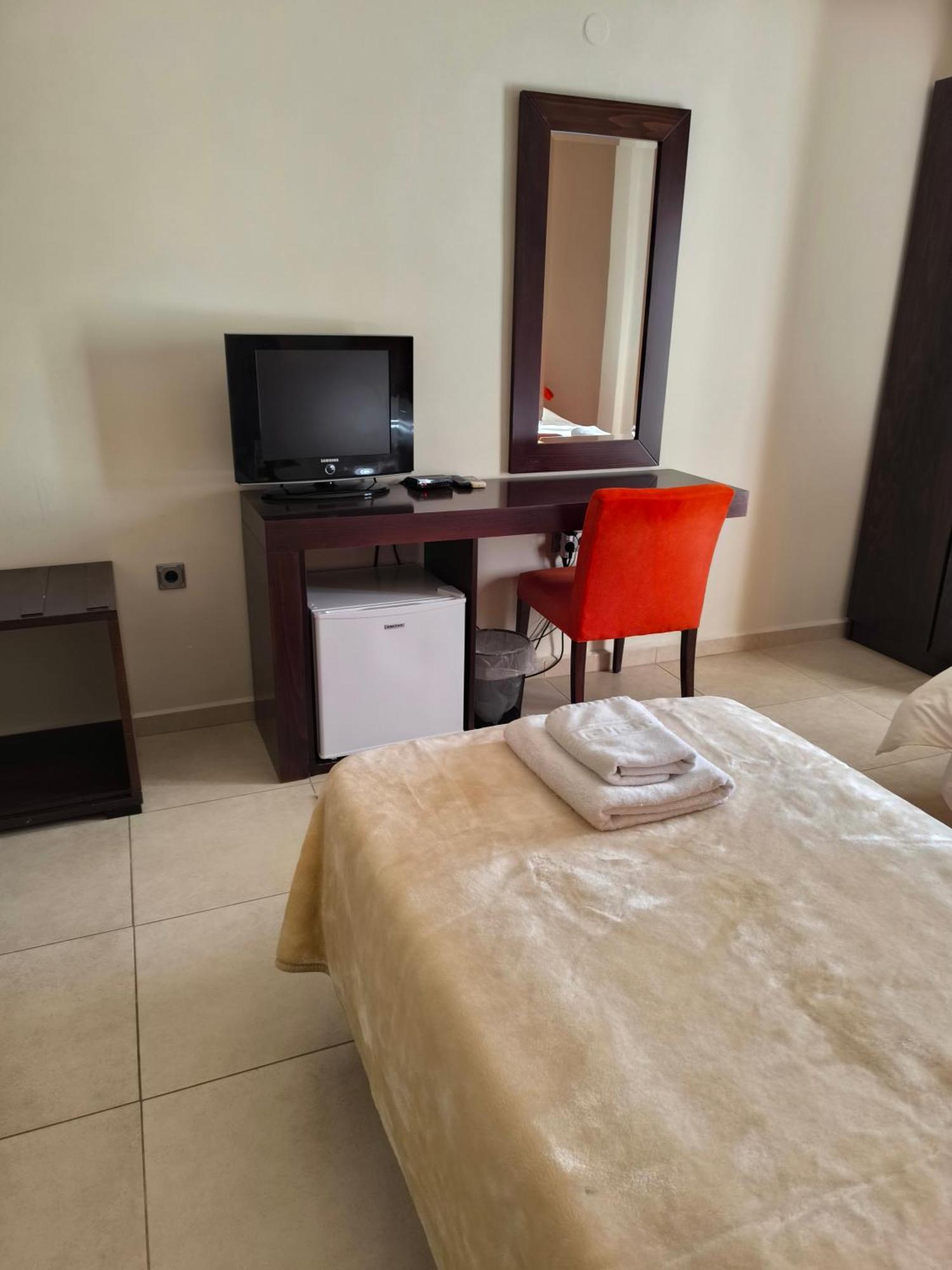 Faraggi Hotel Simvolí Extérieur photo